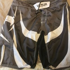 EUC Mens swim trucks, wore a couple times,